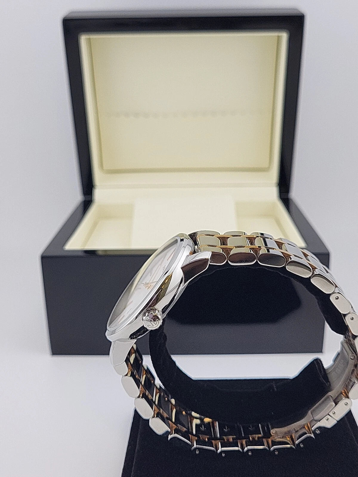 Rado Men’s DiaMaster Two-Tone Classic Quartz Watch – R14078103 ($1700 MSRP)